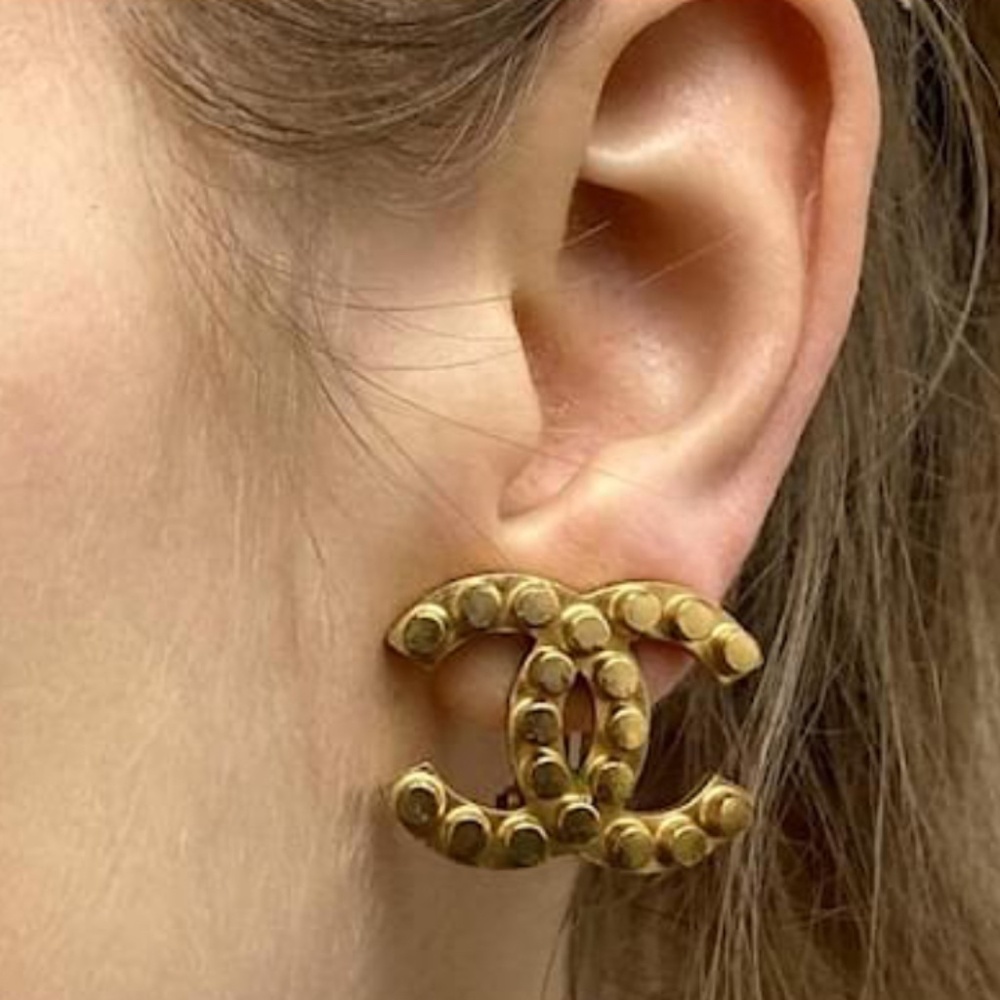 LARGE CHANEL LOGO CC EARRINGS 2002